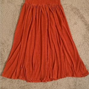 American Apparel Midi-length Accordion Pleat skirt! NWT!